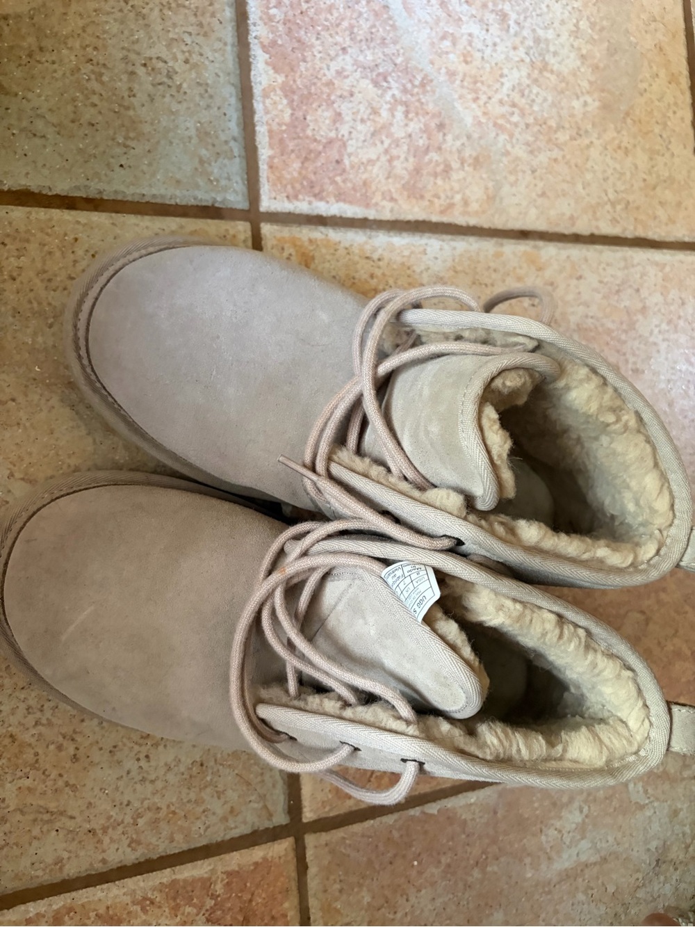 Ugg Neumel size 8 men’s size 9.5